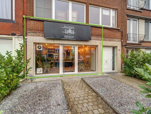                                         Kleine winkel te huur in Deurne, € 900
