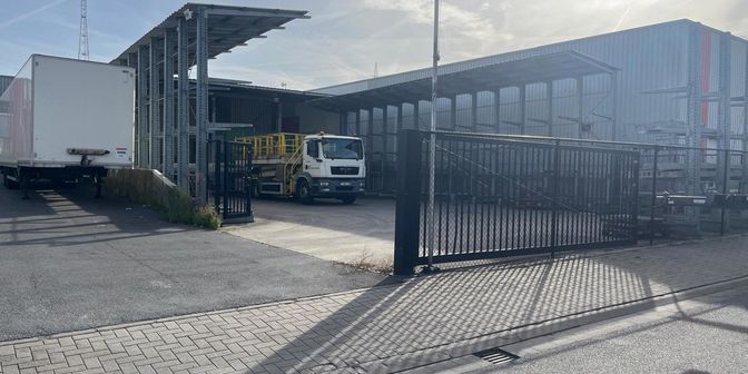 Bedrijfsvastgoed te huur in Vaartkaai 10-15 10, 2170 Merksem