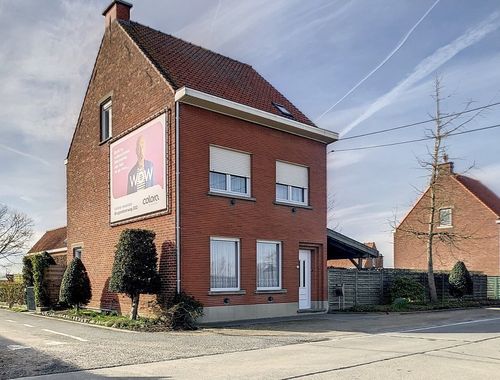                                         Woning te huur in Roeselare, € 720

