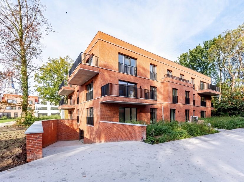 Appartement à vendre à Emile Verhaerenstraat 53,
                    2890 Sint-Amands