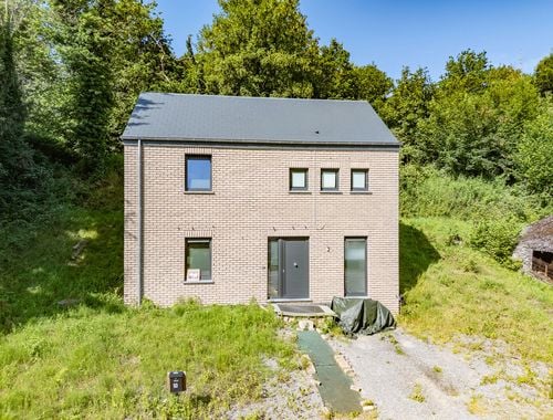                                         Woning te koop in Rendeux, € 299.000
