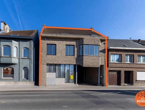                                         Usage mixte à vendre à Ternat, € 450.000
