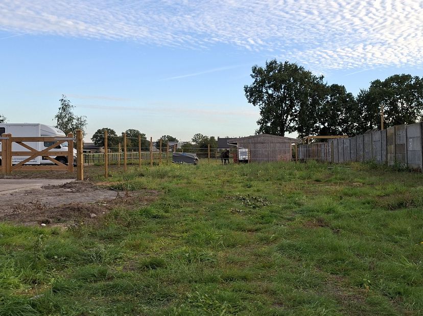 Grond te koop in Buskesstraat 24,
                    2480 Dessel