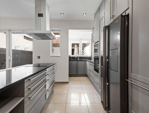                                         Maison unifamiliale à vendre à Deurne, € 375.000

