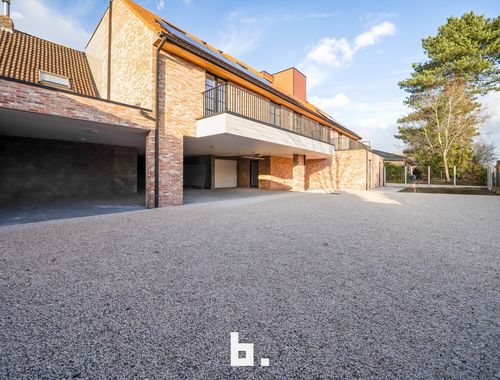                                         App. rez-de-chaussée à vendre à Zedelgem, € 295.000
