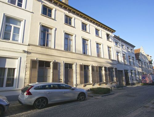                                         Studio à louer à Brugge, € 650
