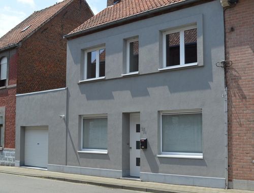                                         Maison à louer à Marke, € 795

