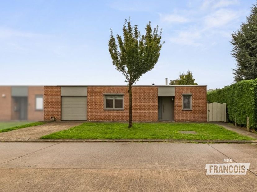 Huis te koop in Sikkelstraat 20,
                    8000 Brugge