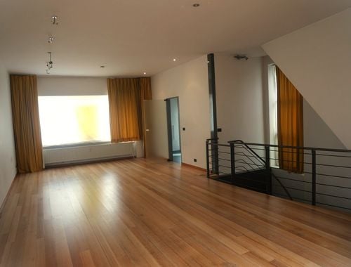                                         Maison deux facades à vendre à Asse, € 450.000
