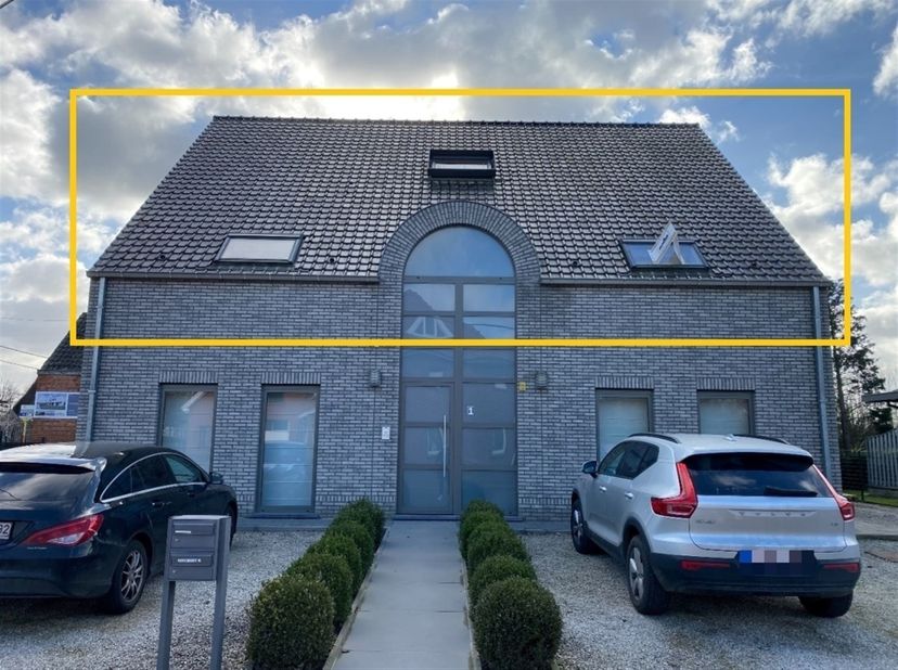 Appartement à louer
                    à 9340 Lede