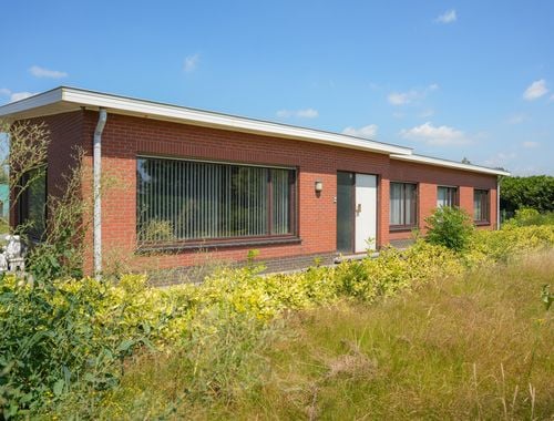                             Maison à vendre à Zeveneken
