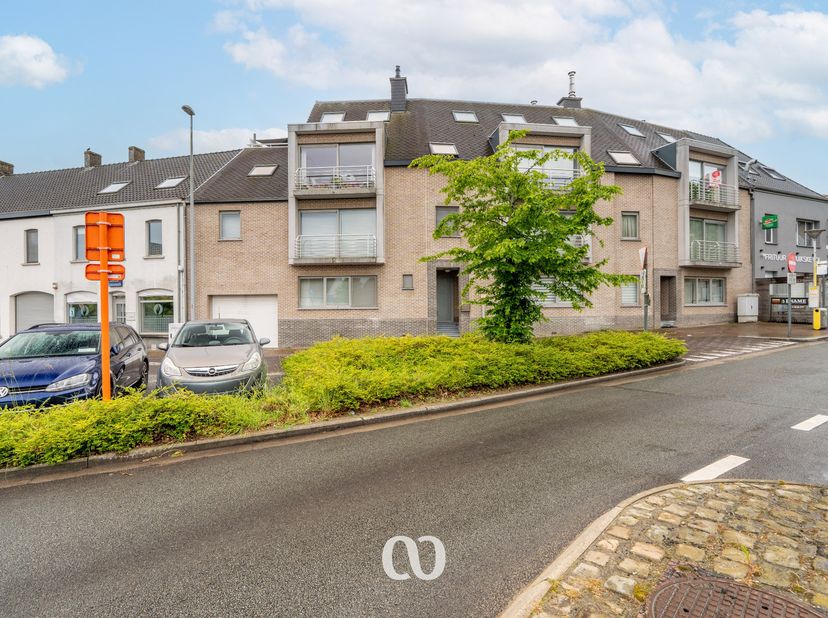 Eerste BEZOEKMOMENT 27/7. Plan zelf uw bezoek via onze site.<br />
<br />
Bent u op zoek naar een instapklaar appartement dat comfort, privacy en een