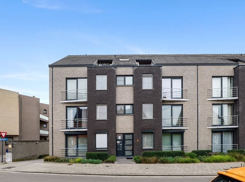 Appartement te koop in Viaductstraat 12 bus 301,
                    3800 Sint-Truiden