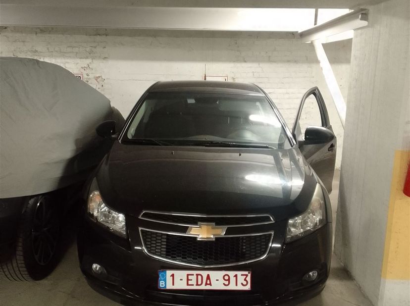 Garage te huur in Rue de Livourne  11,
                    1050 Elsene