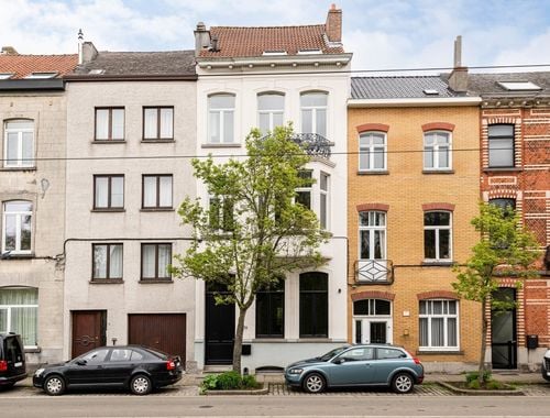                                         Kantoor te huur in Gent, € 1.950
