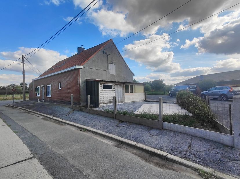 Maison à louer à Vijfwegenstraat 4,
                    8750 Zwevezele