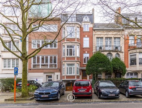                                         Appartement à louer à Forest, € 1.750
