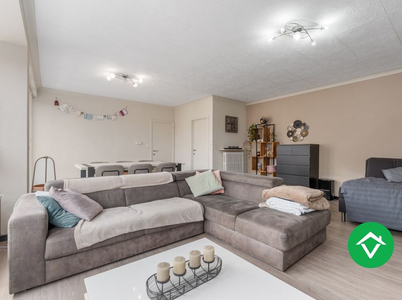 Appartement à louer
                    à 8211 Aartrijke