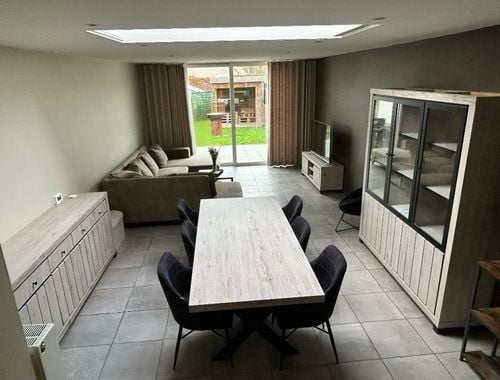                                         Rijwoning te koop in Menen, € 240.000

