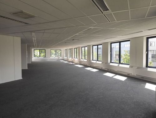                                         Bâtiment d’entreprise à louer à Sint-Stevens-Woluwe, € 58.315,83
