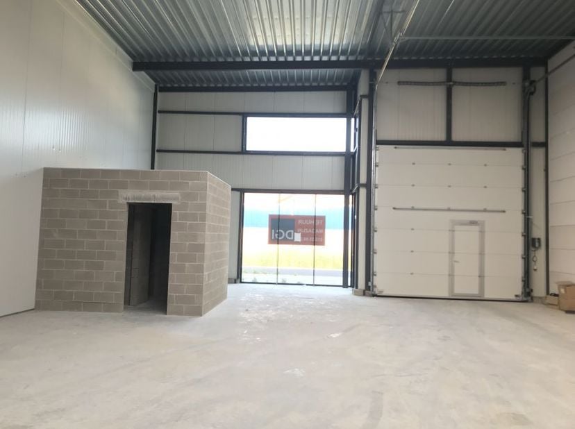 Bien professionnel à louer à Motstraat 60 boîte  N,
                    2800 Mechelen