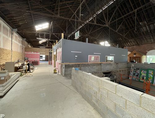                                         Bâtiment d’entreprise à vendre à Braine-le-Comte, € 575.000
