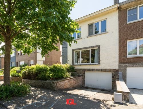                                         Woning te koop in Sint-Pieters-Leeuw, € 525.000
