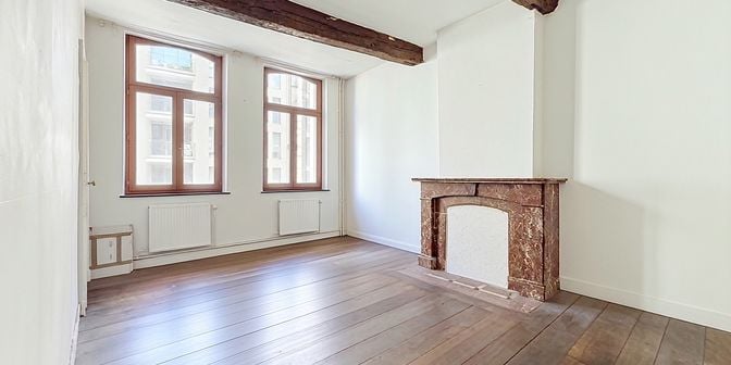 Appartement te koop in Rue Hors-Château 54, 4000 Liège