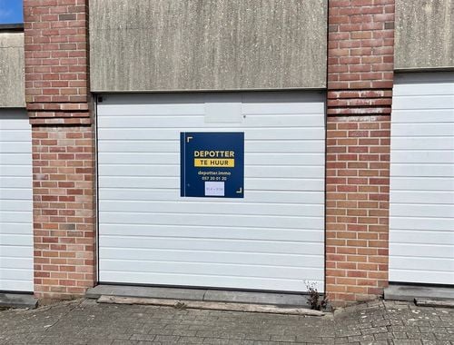                                         Garagebox te huur in Ieper, € 100
