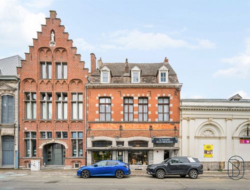                                         Handelspand met woonst te koop in Tournai, € 250.000
