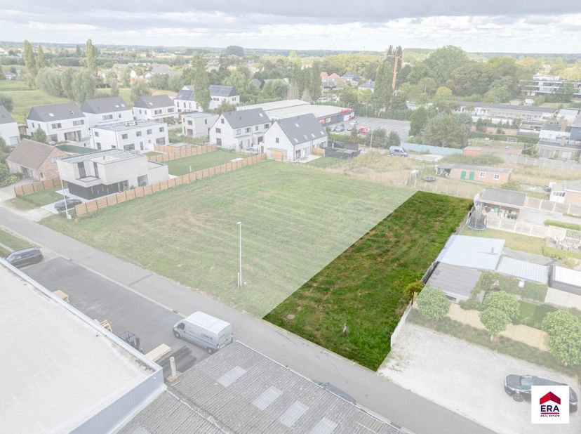 Terrain à vendre à Hooiestraat 2,
                    9910 Knesselare