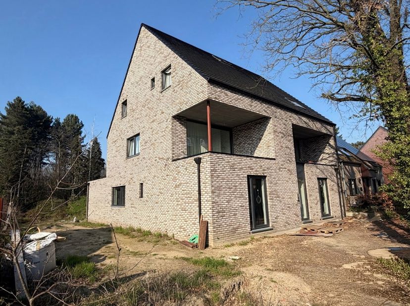 Appartement te koop
                    in 3600 Genk