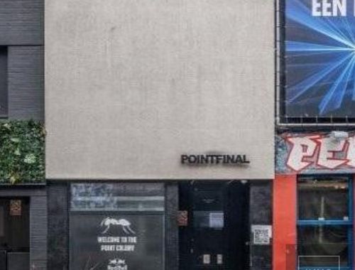                                         Bien commercial à louer à Gent, € 1.950
