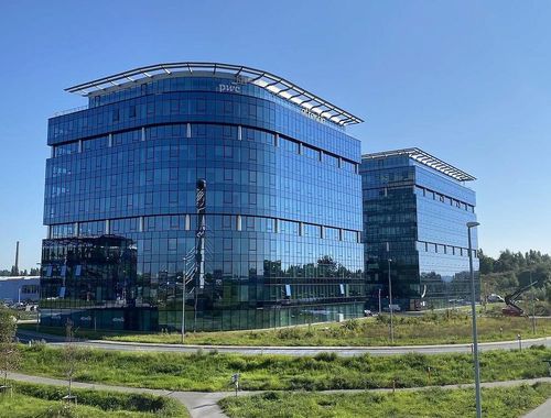                                         Bureaux à louer à Gent, € 8.560,42

