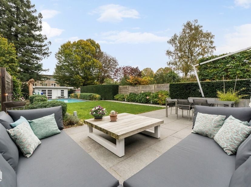 Appartement te koop in Rogier van der Weydenstraat 33,
                    2650 Edegem