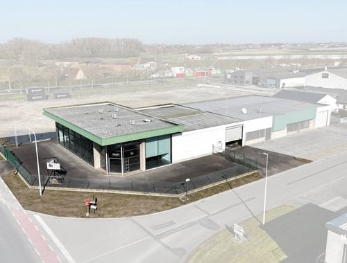                                         Entrepôt à louer à Meulebeke, € 3.600
