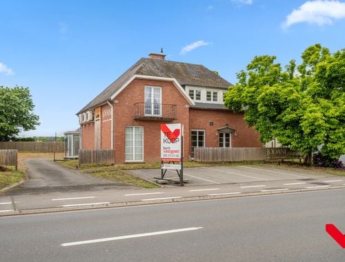                                         Commercieel Gebouw te koop in Heverlee, € 695.000
