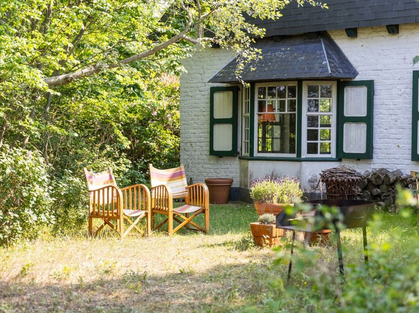 Villa Kykhill : Un chef-d'uvre intemporel sur les hauteurs de La Panne Située à La Panne, la Villa Kykhill est une propriété unique, réalisée en 1897