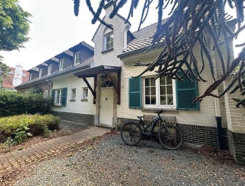                                         Woning te koop in Ukkel, € 795.000
