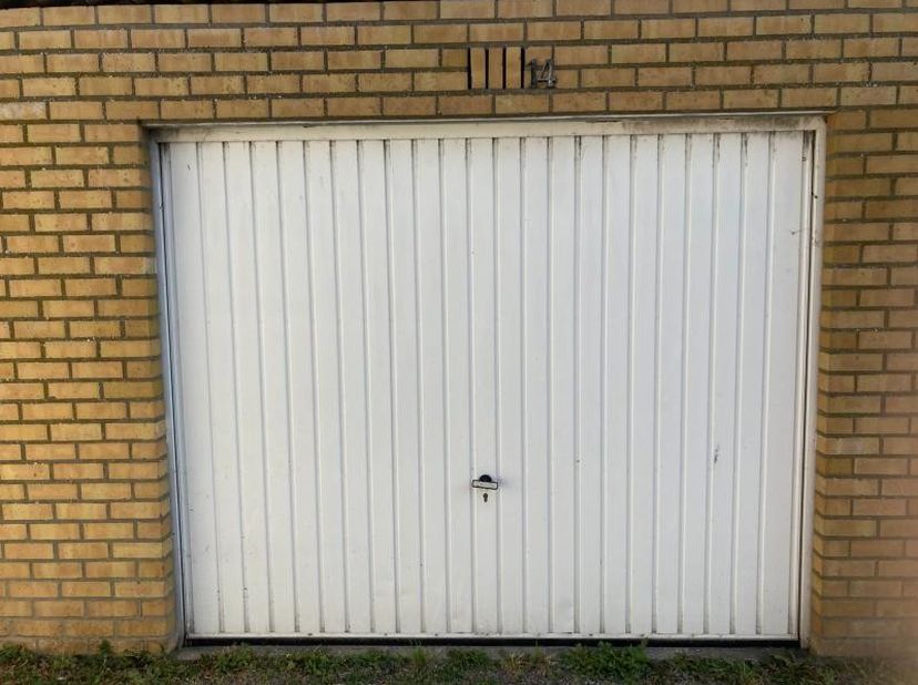 Garage te huur in Bronstraat 14 bus 14,
                    8400 Oostende