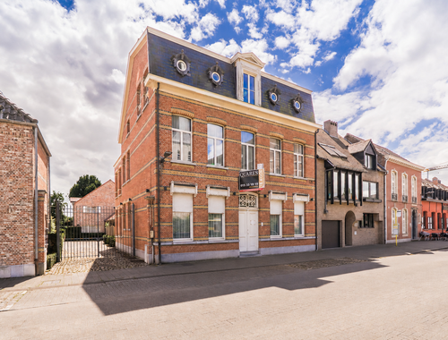                                         Herenhuis te koop in Hingene, € 849.000
