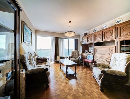                                         Appartement te koop in Evere, € 250.000

