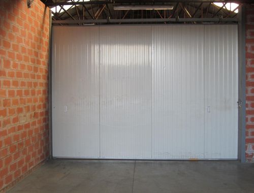                                        Atelier te huur in Izegem, € 890
