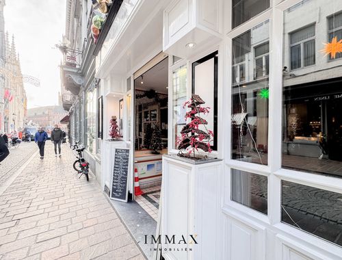                                         Bâtiment commercial à louer à Brugge, € 9.500
