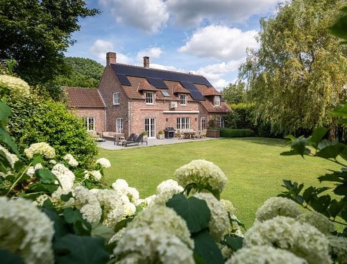                                         Villa te koop in Lasne-Chapelle-Saint-Lambert, € 1.645.000
