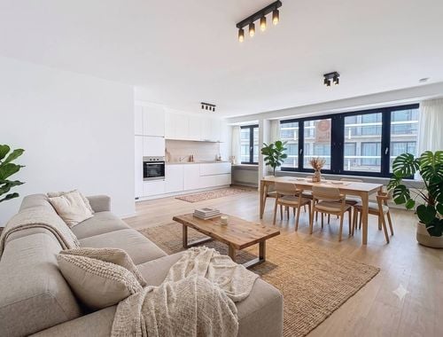                                         Appartement te huur in Oostende, € 895
