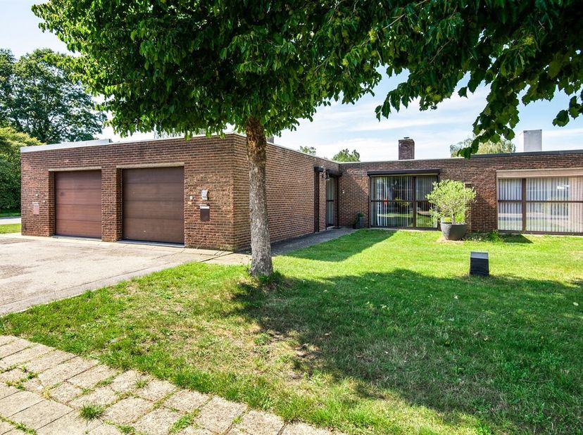 Maison de plain-pied prête à emménager avec 3 chambres, garage et jardin<br />
Cette maison familiale de 3 chambres est située dans un quartier calme