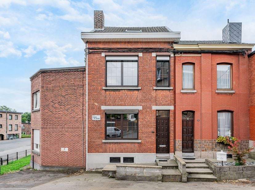 Maison à vendre à Rue Champs des Oiseaux 159,
                    4040 Herstal
