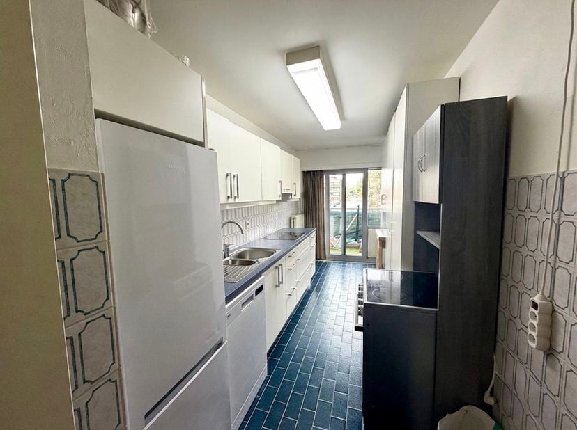 Vous recherchez un appartement spacieux et confortable à louer dans un emplacement idéal ? Cette jolie propriété peut être louée sur la charmante Sint