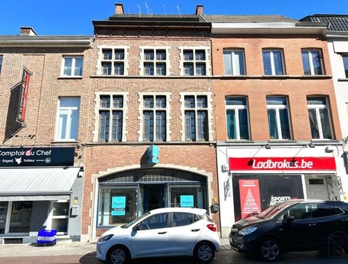                                         Gemengd gebruik te koop in Ronse, € 245.000
